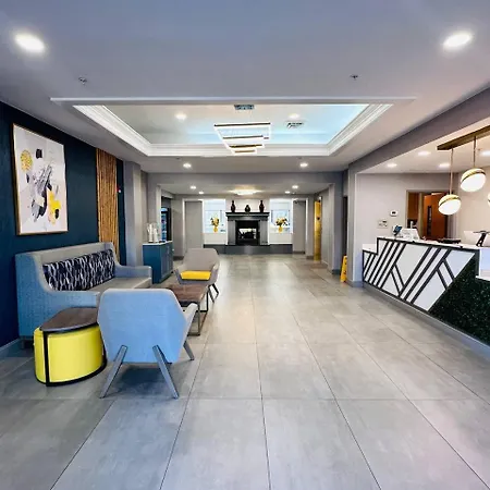 Comfort Inn & Suites Ashland - Richmond North